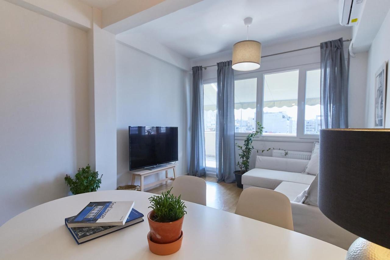 Bright Bright C- Modern With Terrace Apartment